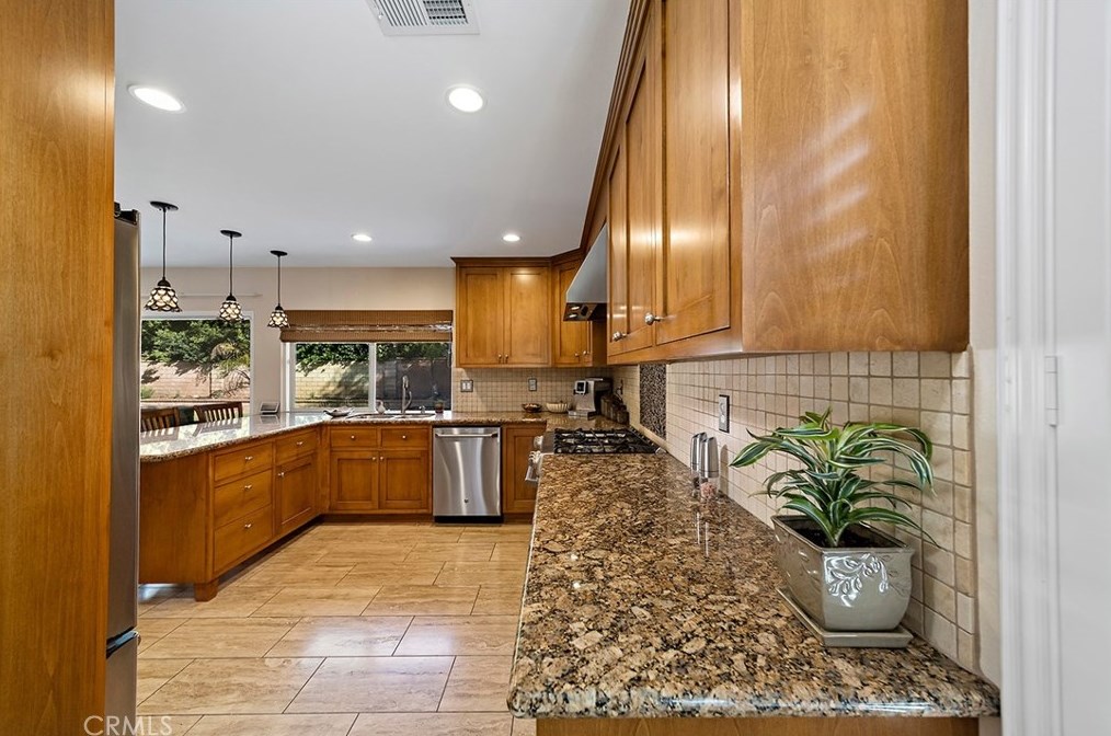 12700 Oakthorn Ln, La Mirada CA  90638-2521 exterior