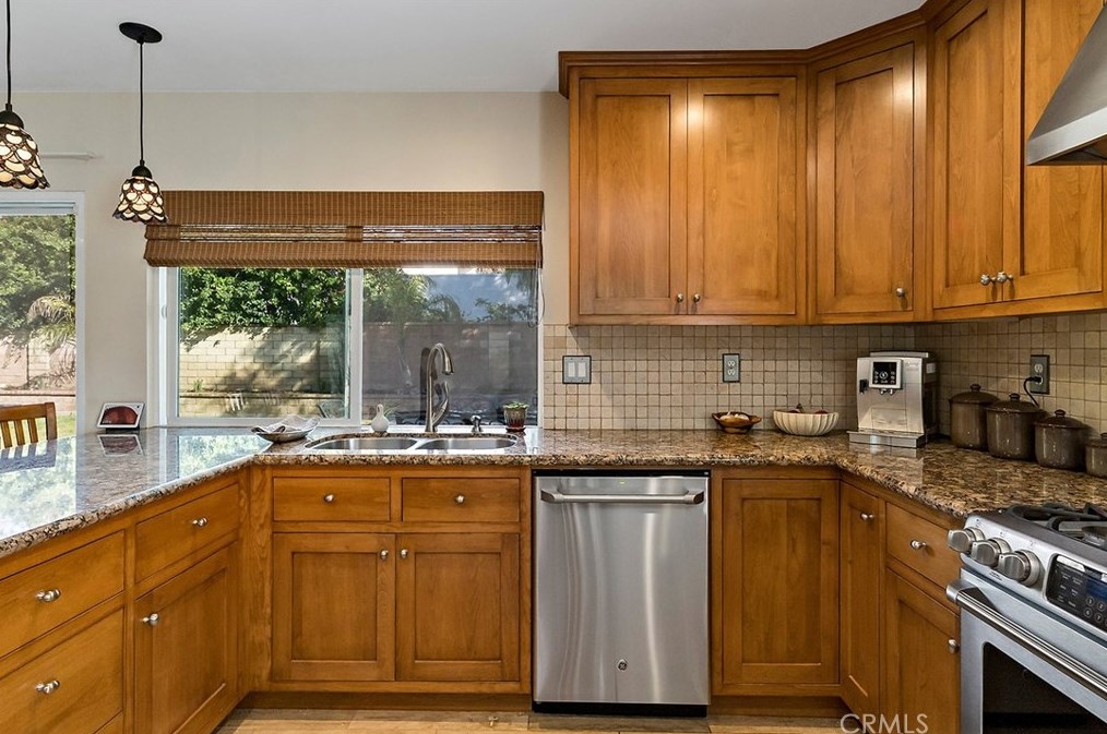 12700 Oakthorn Ln, La Mirada CA  90638-2521 exterior