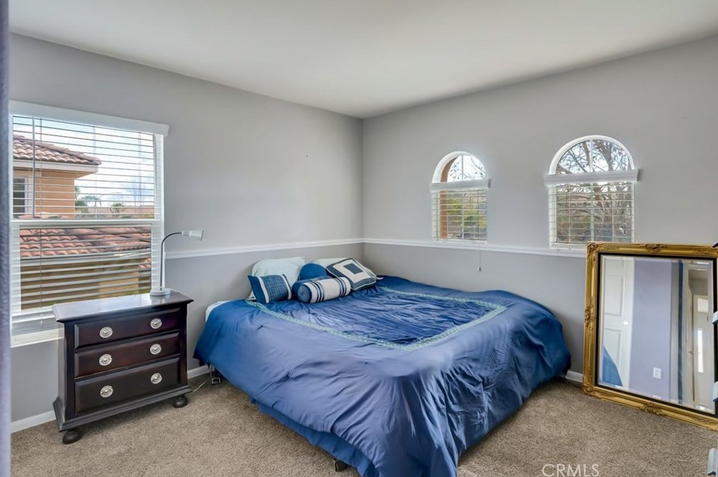 27665 Hackberry St, Murrieta CA  92562-4376 exterior