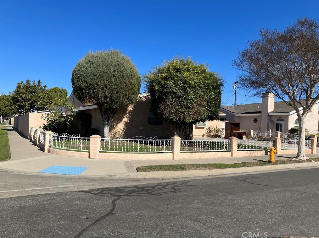 6401 Cathay Cir, Buena Park, CA 90620