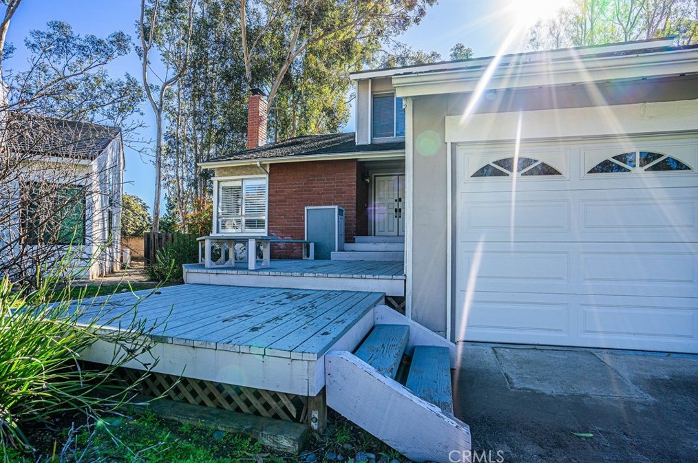 22551 Meadowwood, El Toro, CA 92630