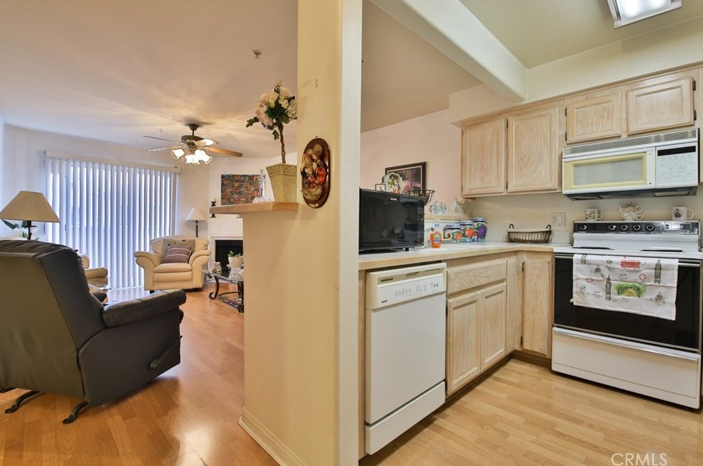 11410 Brookshire Ave #206, Downey, CA 90241
