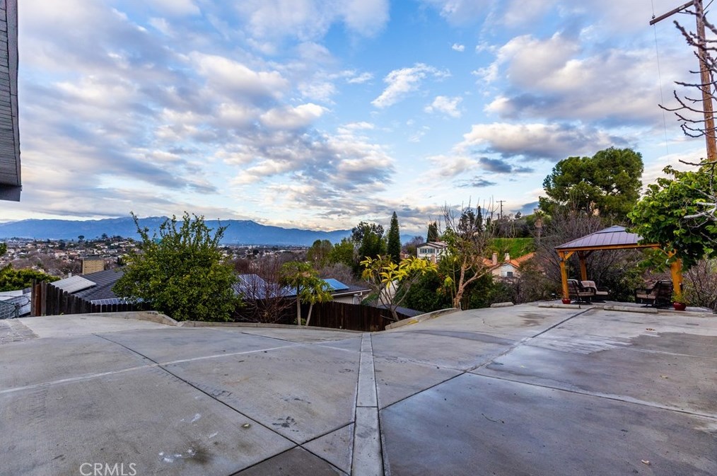 2635 Westminster Ave, Alhambra, CA 91803-4112