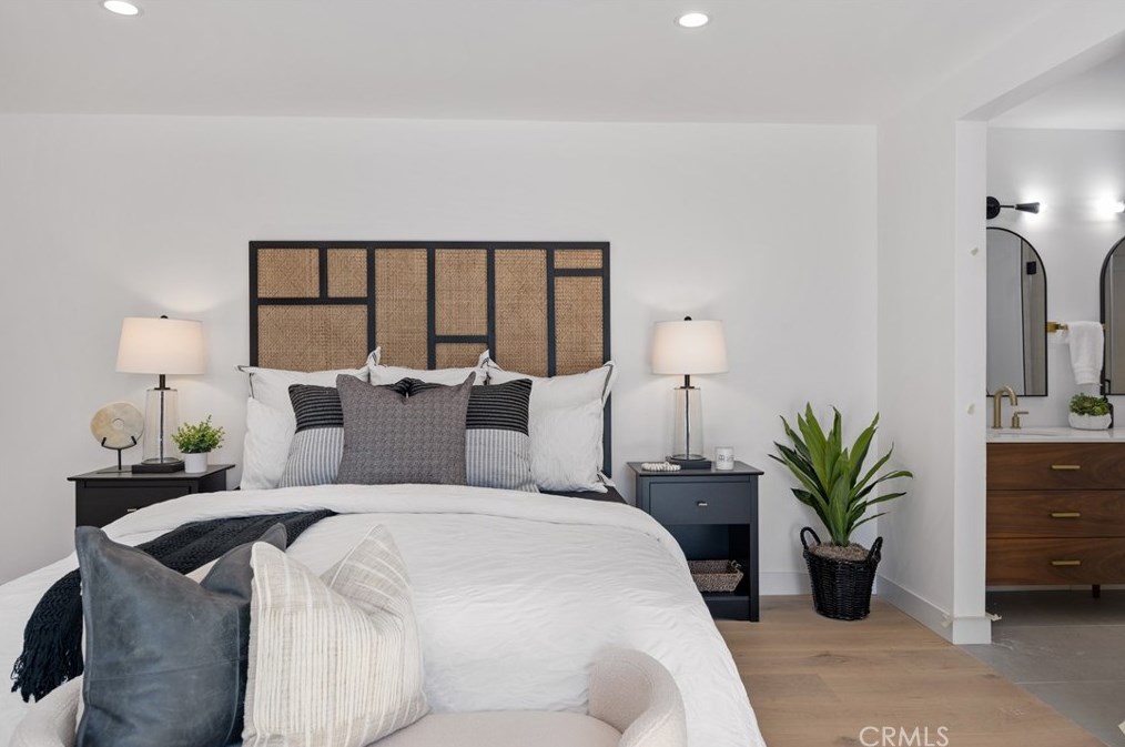 5419 Garth Ave, Los Angeles CA  90056-1115 exterior