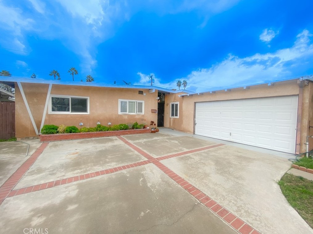 8385 Mulberry Ave, Buena Park, CA 90620