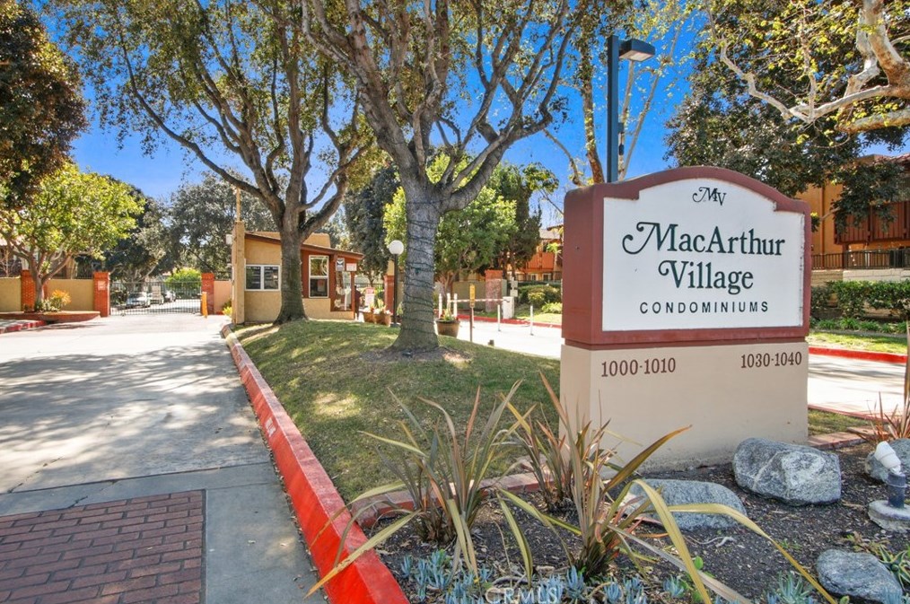 1000 W Macarthur Blvd #34, Santa Ana, CA 92707