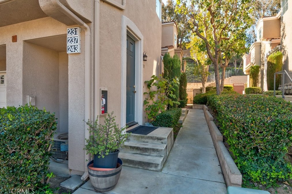 243 Draft Way, Placentia, CA 92870