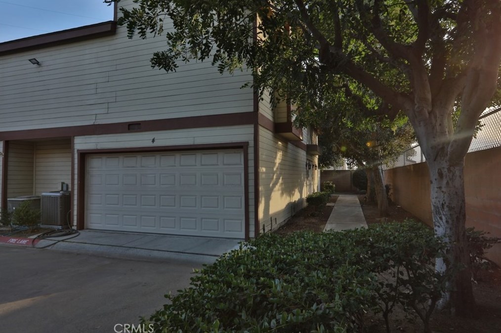 8939 Gallatin Rd #4, Pico Rivera, CA 90660