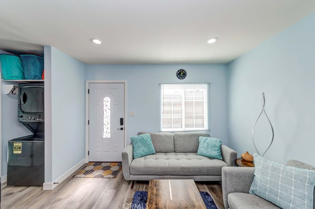 3127 W Coolidge Ave, Anaheim, CA 92801