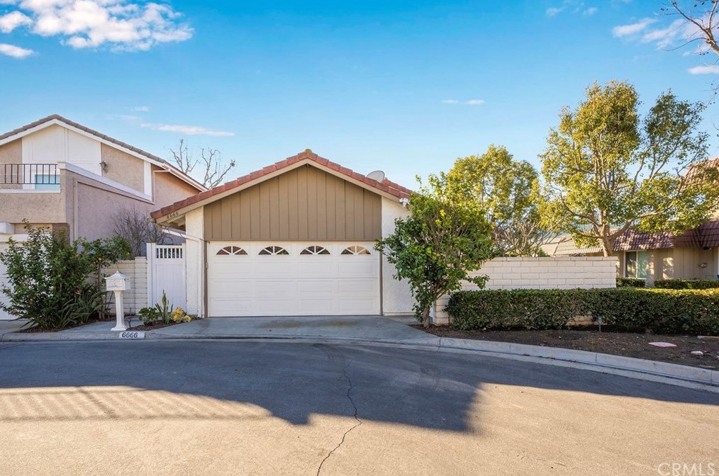 6666 Vinalhaven Ct, Cypress, CA 90630