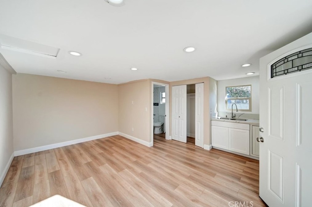 1660 57th St, Los Angeles CA  90011-5049 exterior