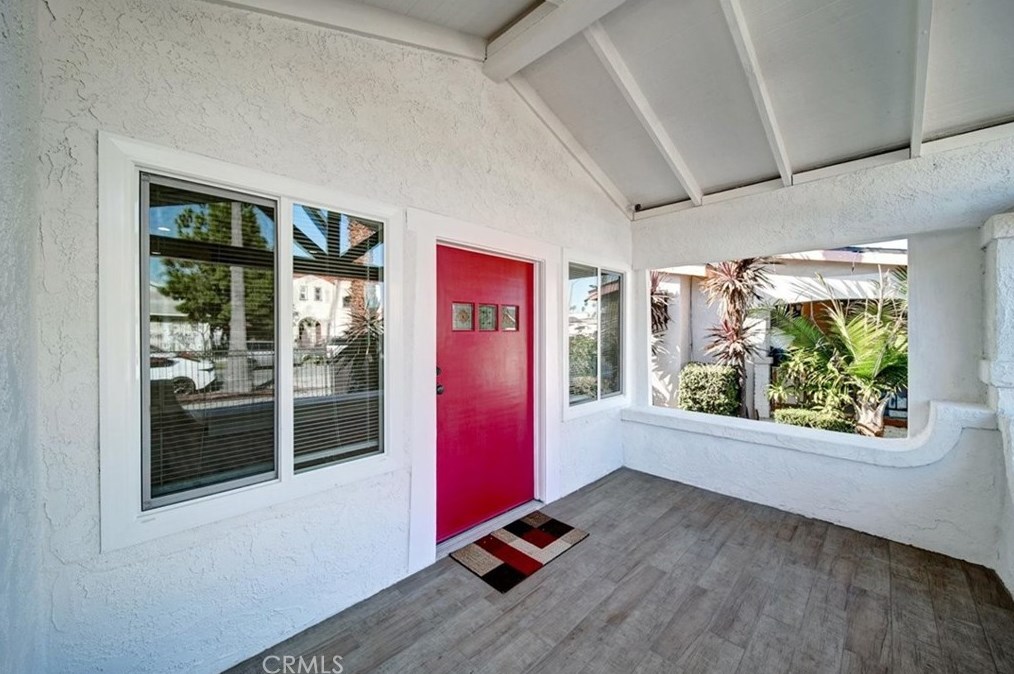 1660 57th St, Los Angeles CA  90011-5049 exterior