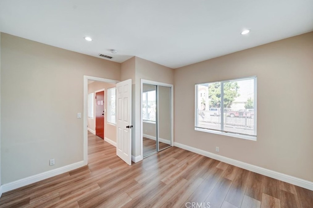 1660 57th St, Los Angeles CA  90011-5049 exterior