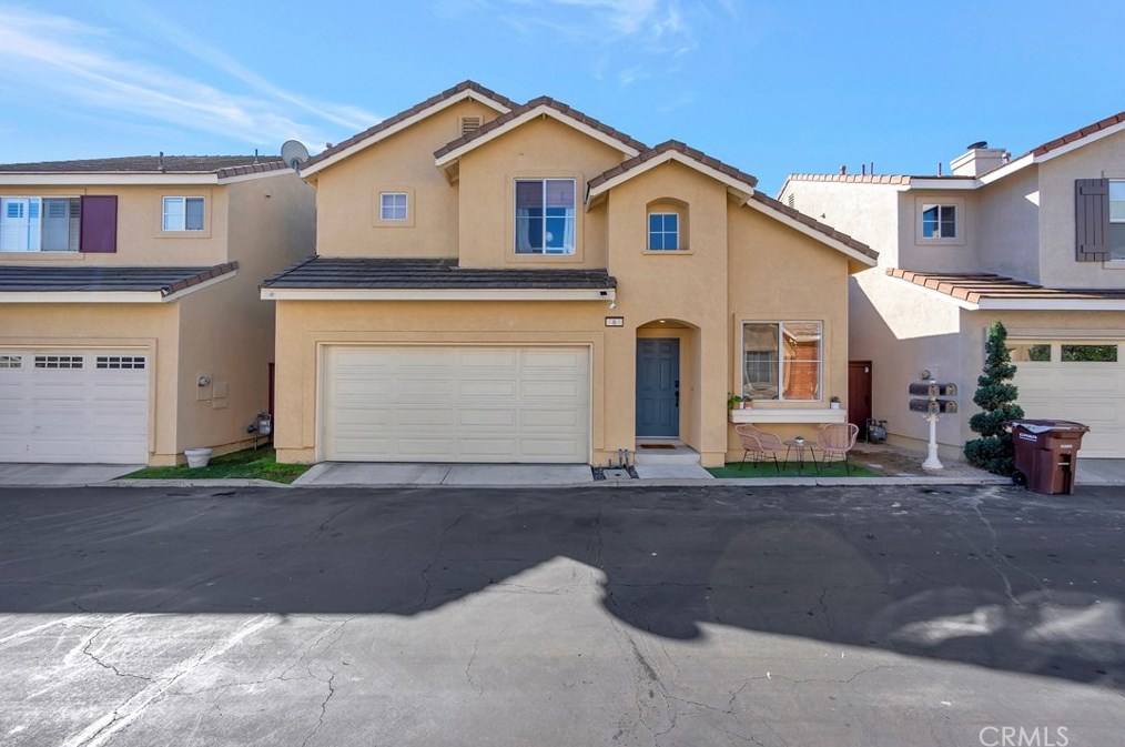 6 Chatham Ct, Laguna Beach, CA 92656-4298