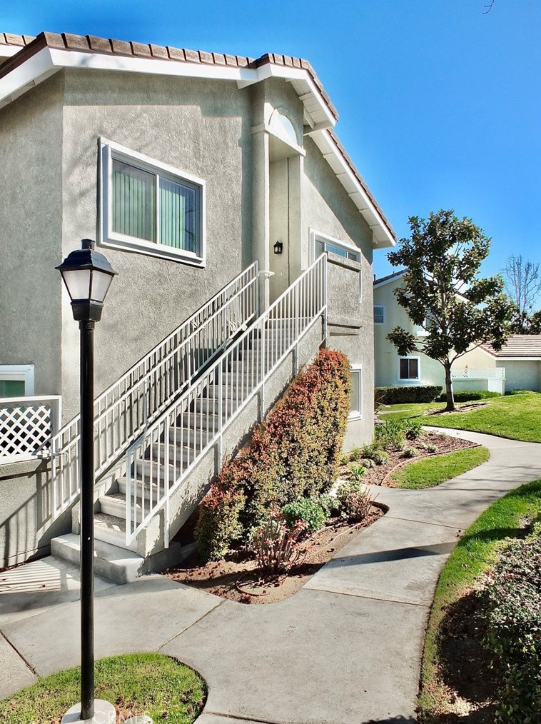 549 N Springbrook #72, Irvine, CA 92614