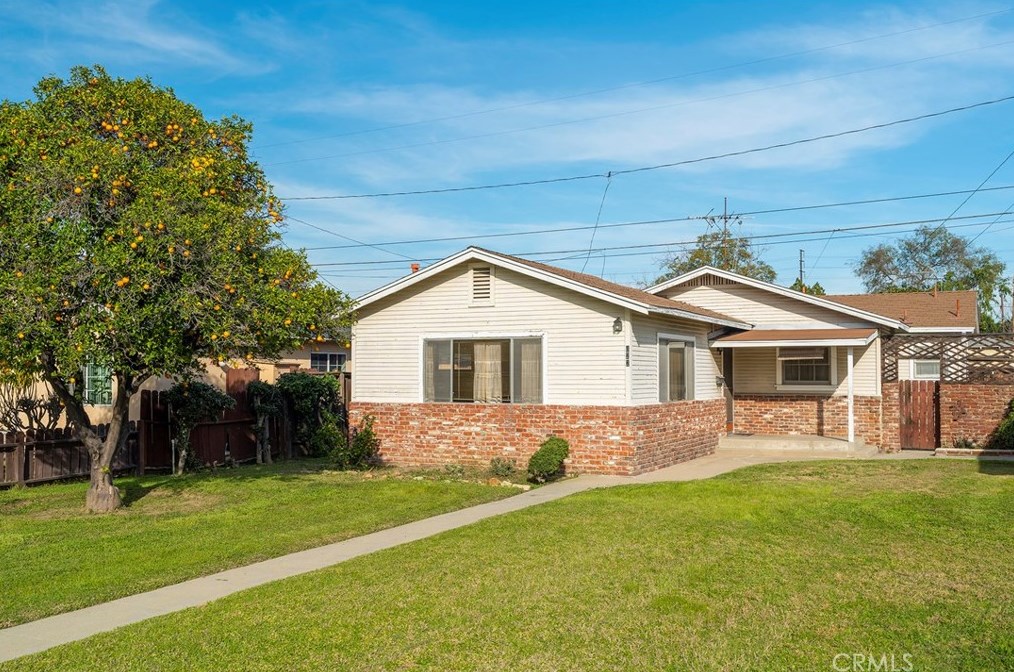822 N Janss St, Anaheim, CA 92805