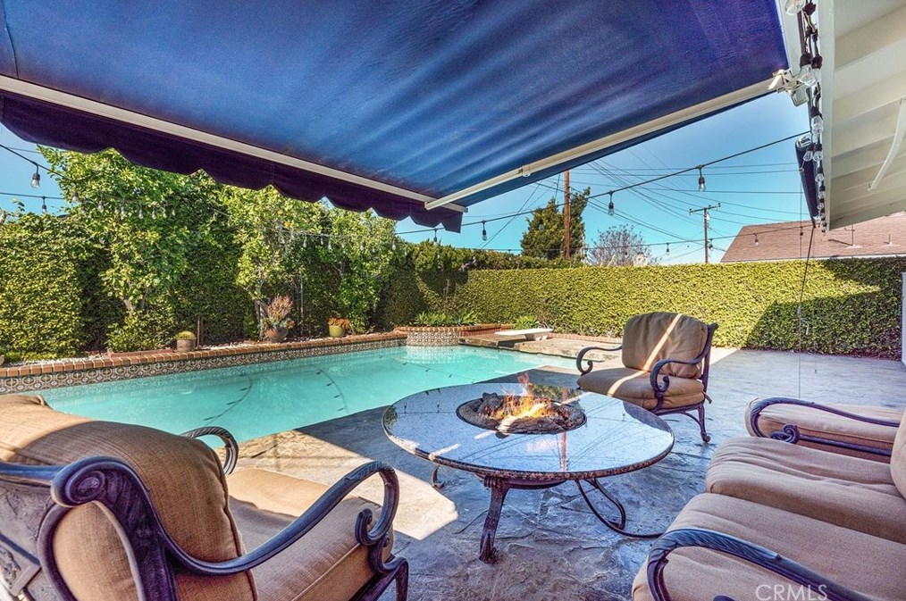 11581 Baskerville Rd, Los Alamitos, CA 90720
