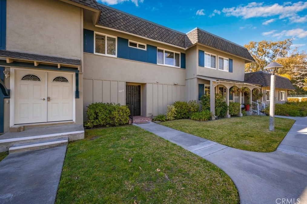 4229 Larwin Ave, Cypress, CA 90630