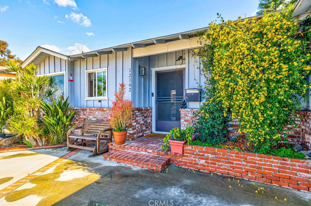 12162 Nutwood St, Garden Grove, CA 92840