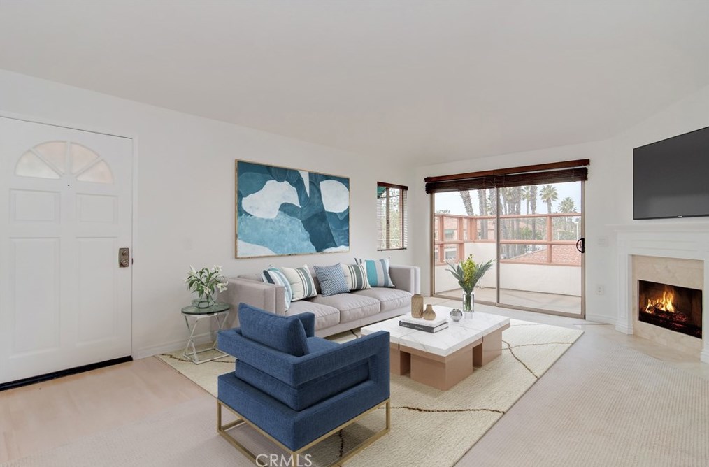 356 Villa Point Dr, Newport Beach, CA 92660