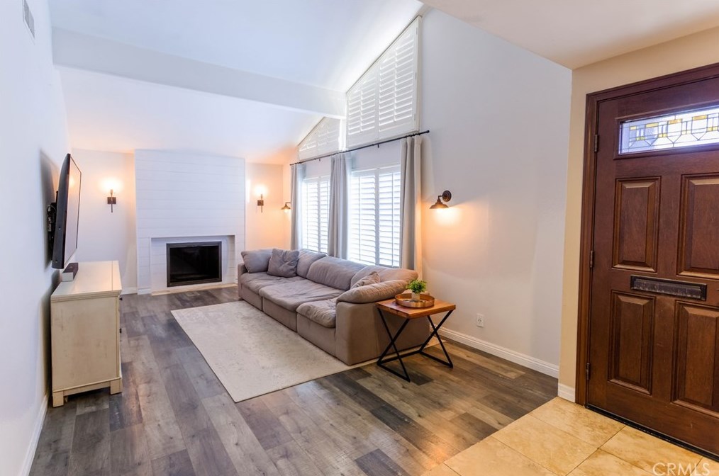 4913 E Wasatch Dr, Anaheim, CA 92807