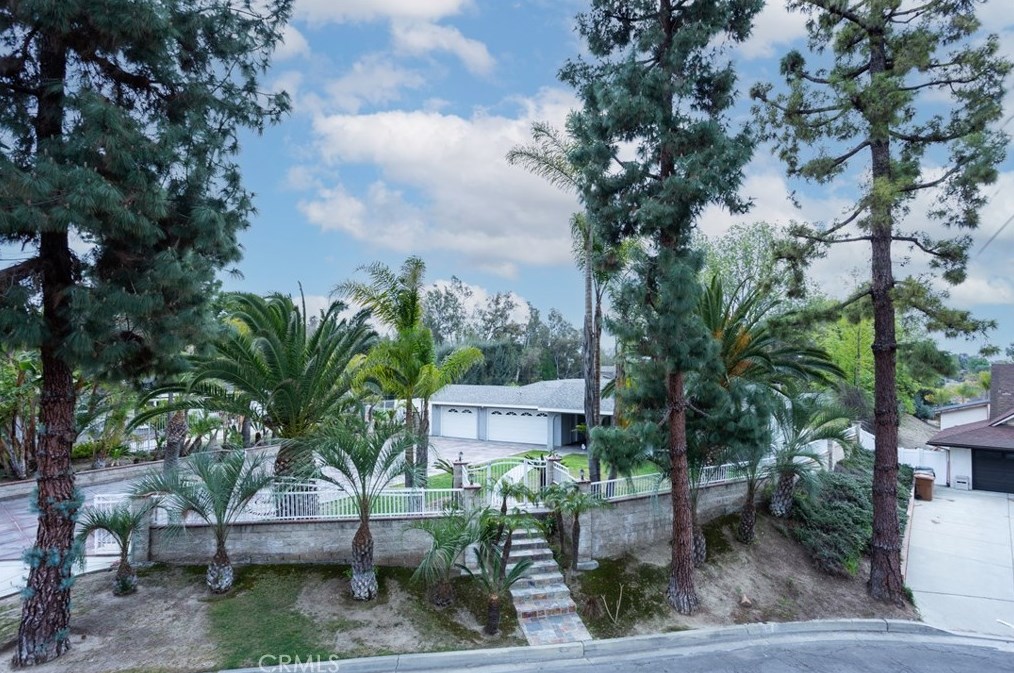 1910 Domingo Rd, Fullerton, CA 92835