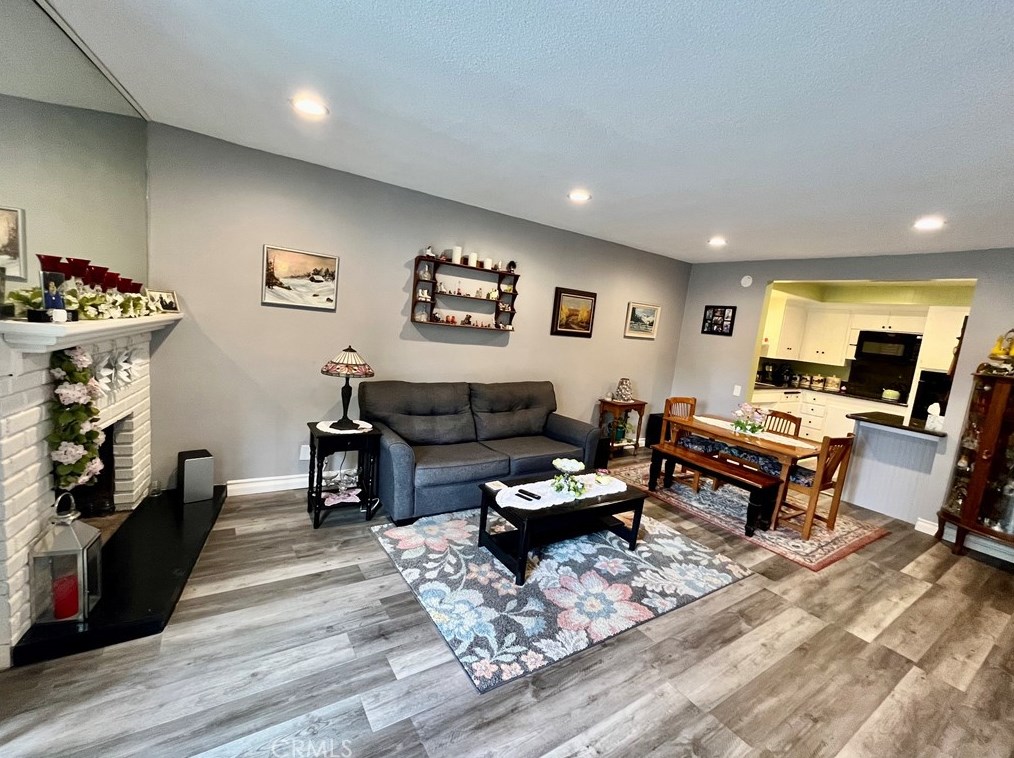1360 Shadow Ln #m, Fullerton, CA 92831