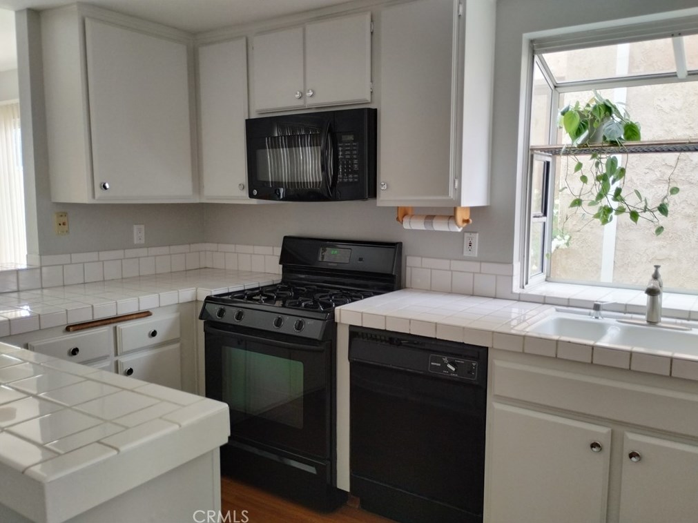 2627 Doray Cir, Monrovia, CA 91016-5080