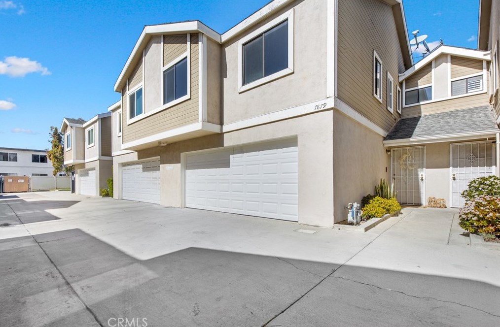 7879 Cerritos Ave #9, Stanton, CA 90680