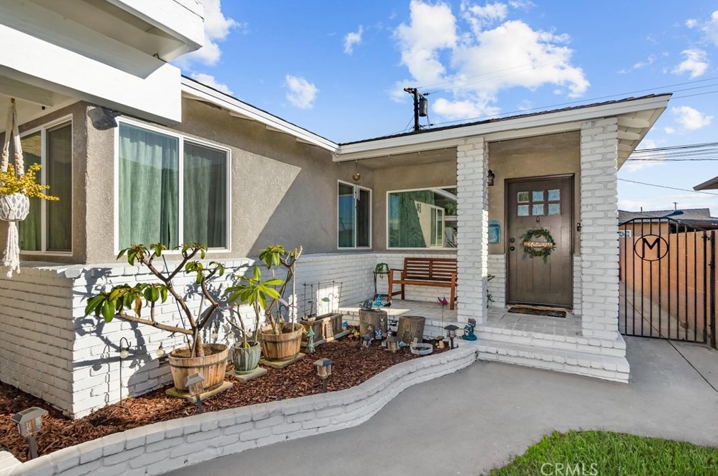 12848 Hoback St, Norwalk, CA 90650