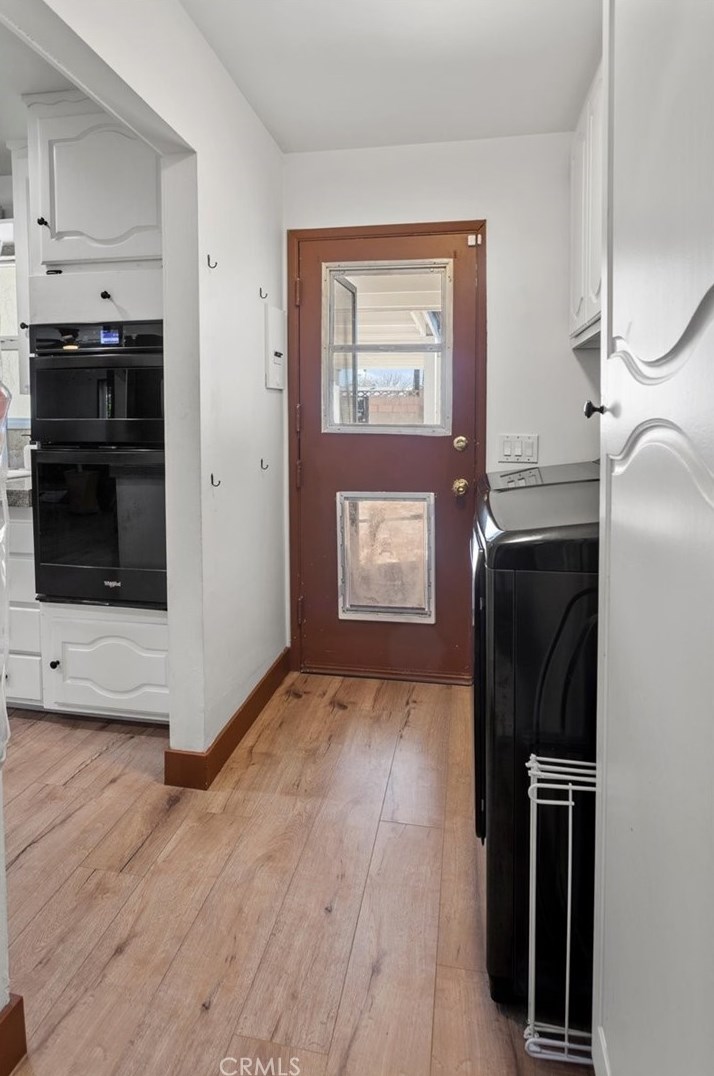 16362 Hollywood Ln, Huntington Beach CA  92649-2635 exterior