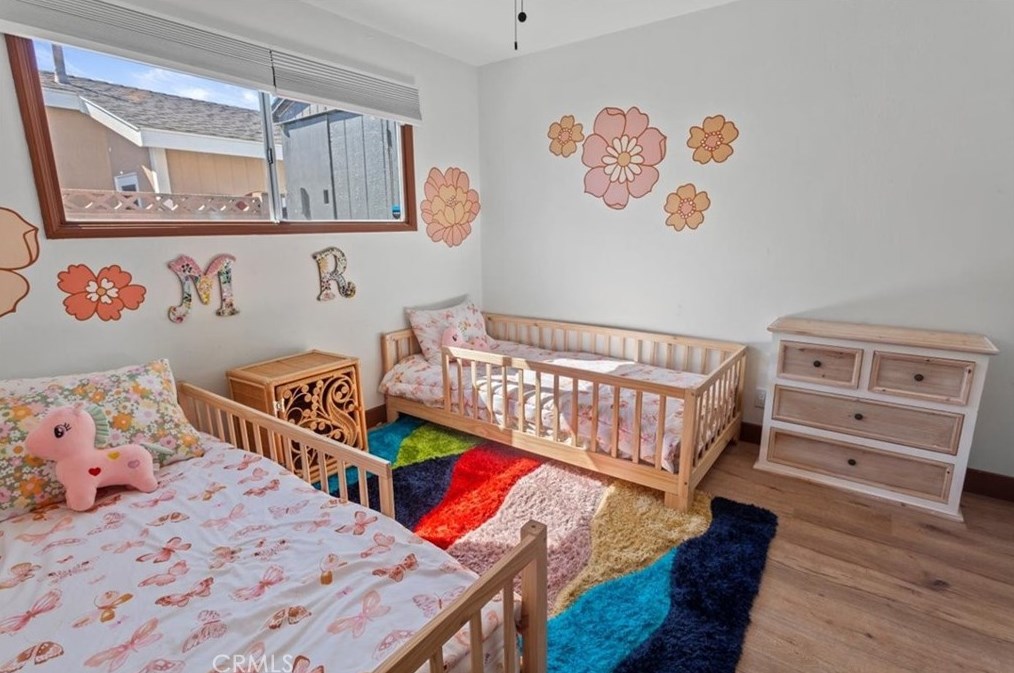 16362 Hollywood Ln, Huntington Beach CA  92649-2635 exterior