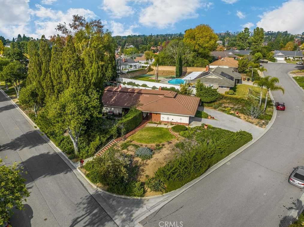 1421 W Domingo Rd, Fullerton, CA 92833