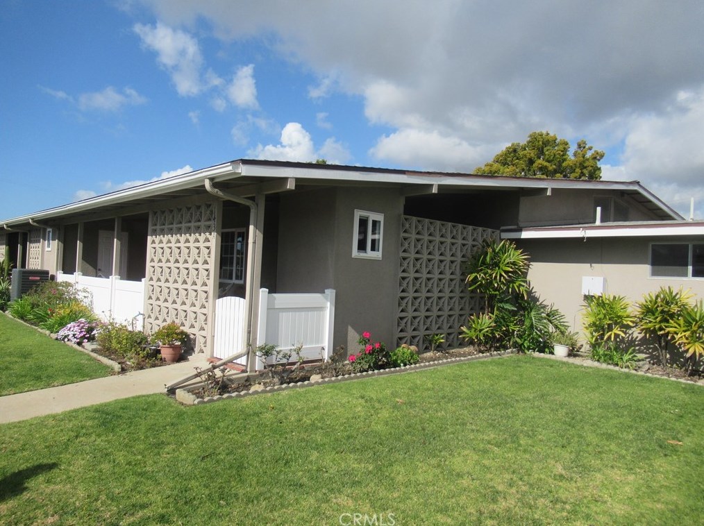 13390 Fairfield Ln M6-143a, Seal Beach, CA 90740