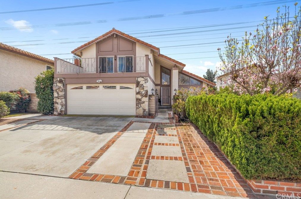 11614 Christy St, Artesia, CA 90703-7427