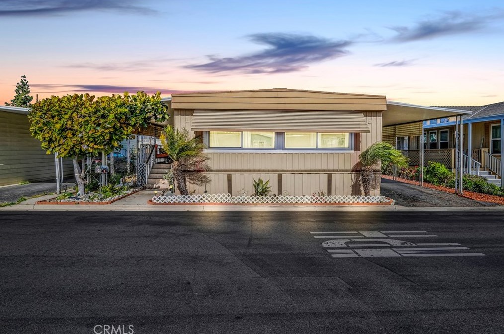 10550 Western Ave #154, Stanton, CA 90680