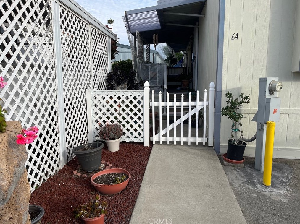 13096 Blackbird St #64, Garden Grove, CA 92843