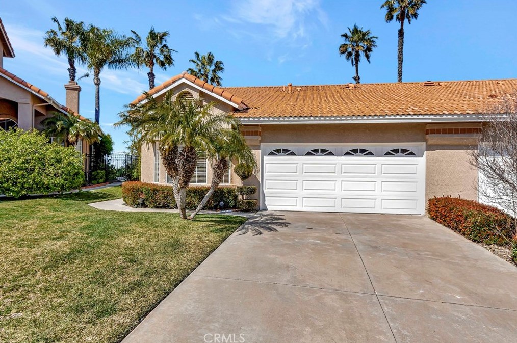 709 S Palomino Ln, Anaheim, CA 92807