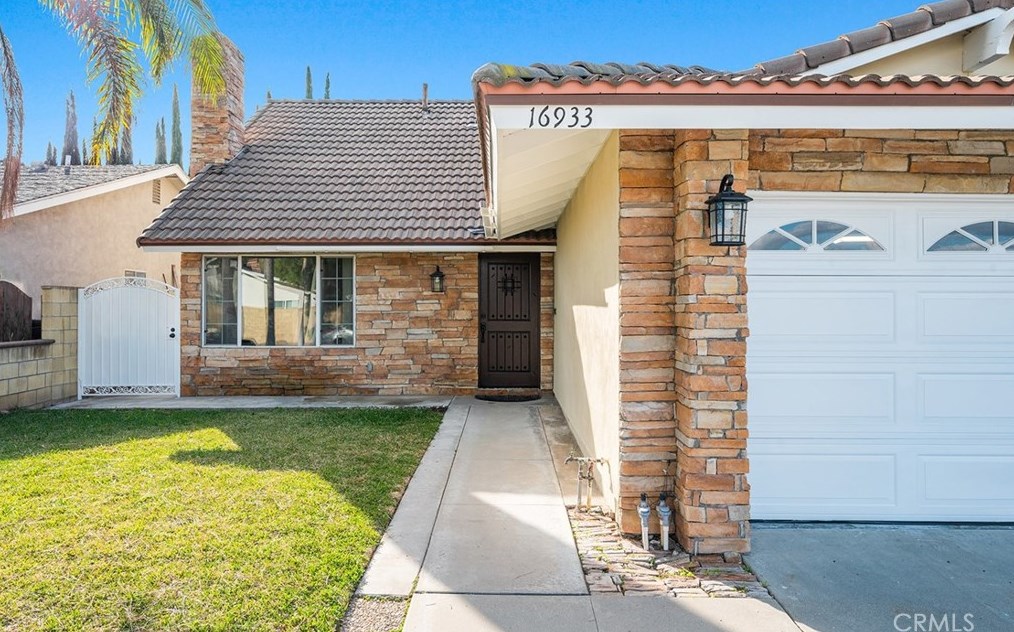 16933 Stowers Ave, Artesia, CA 90703