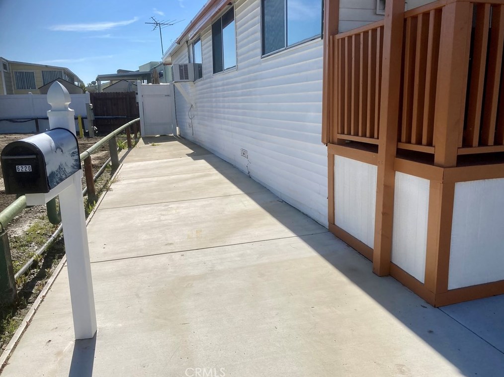 6220 E Sea Breeze Dr #77, Long Beach, CA 90803