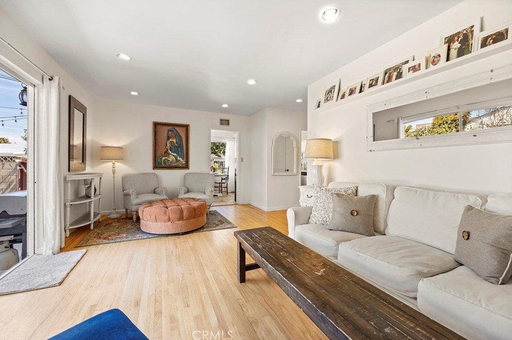 825 E Alder St, Brea, CA 92821