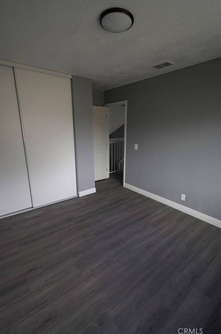 16594 San Jacinto Ave, Fontana CA  92336-2056 exterior