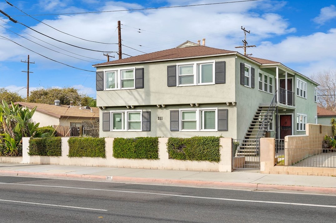 311 E Pomona Blvd, Monterey Park, CA 91755