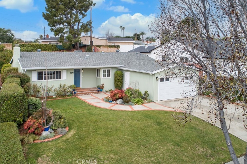 1071 Russell St, La Habra, CA 90631-2526