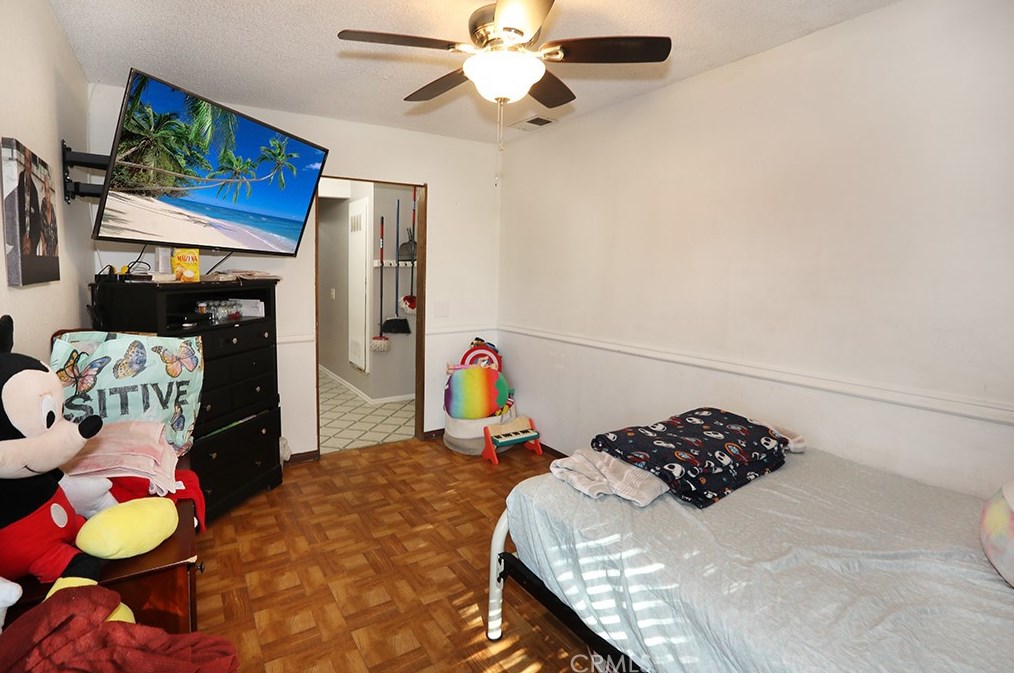 7420 Grace St, Fontana CA  92336-2379 exterior