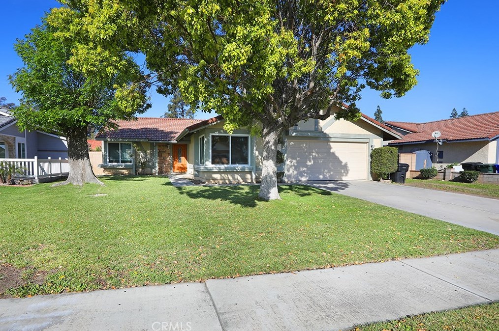 7420 Grace St, Fontana, CA 92336