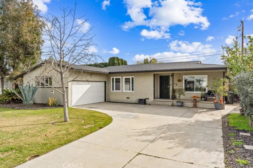 11752 Robert Ln, Garden Grove, CA 92840