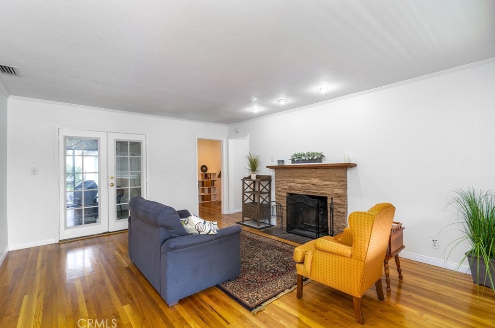 849 Lemon Ave, Monrovia, CA 91016-3096