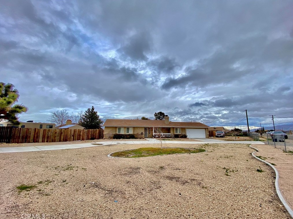 14708 Juniper St, Hesperia, CA 92345-2918