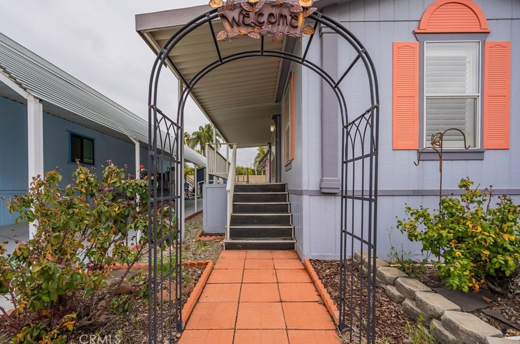 2598 Ayala Dr #36, Rialto, CA 92377